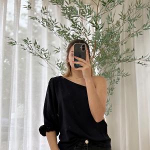 Blusa un solo Hombro Azul Marino MARIA LA PAZ 02.112.jpg