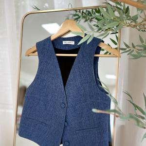 Chaleco Azul MU AR 02.115.jpg