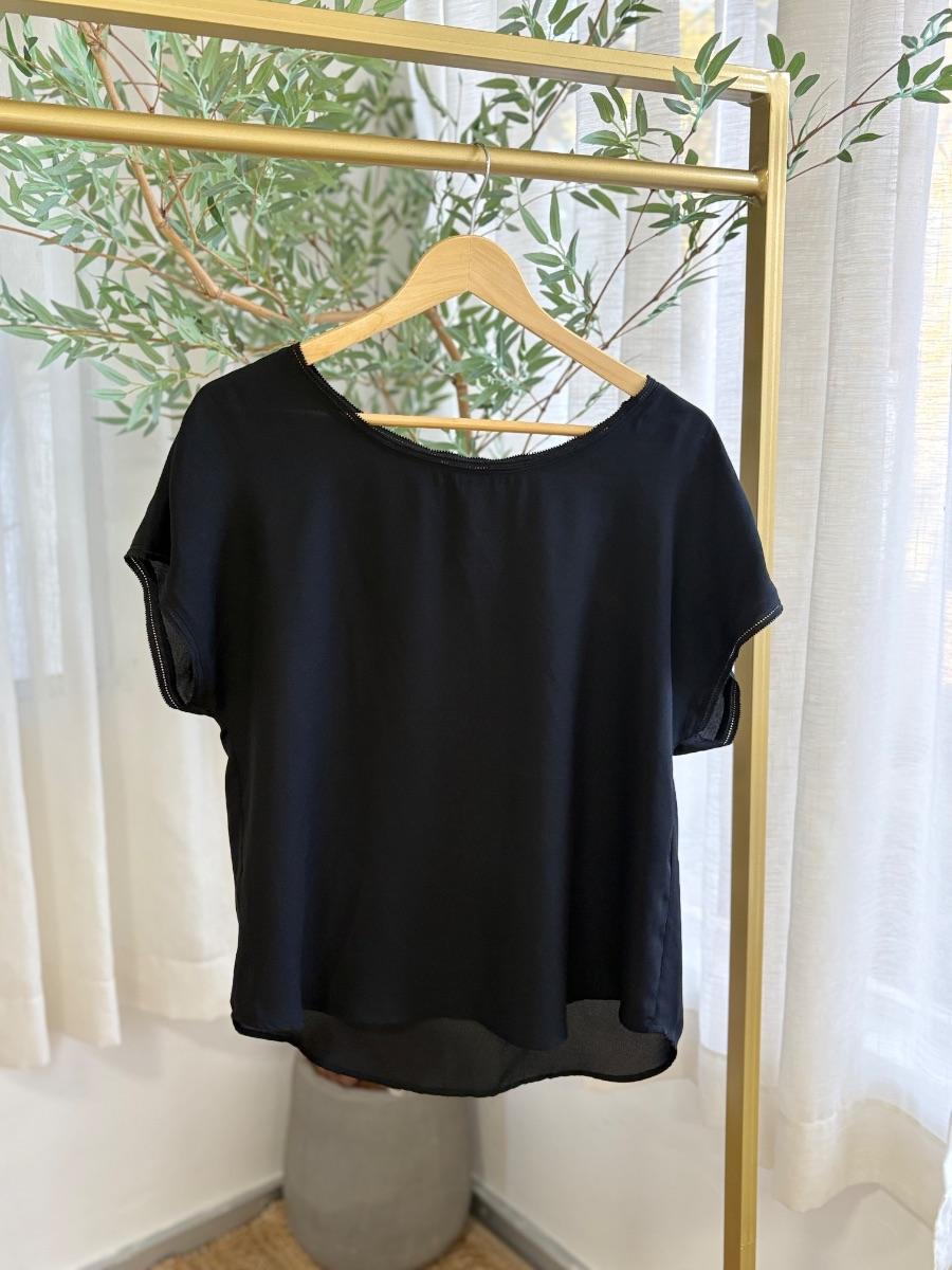 Blusa Negra BANANA REPUBLIC 05.165.jpg