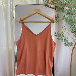 Camisilla Naranja HERING  06.193.jpg