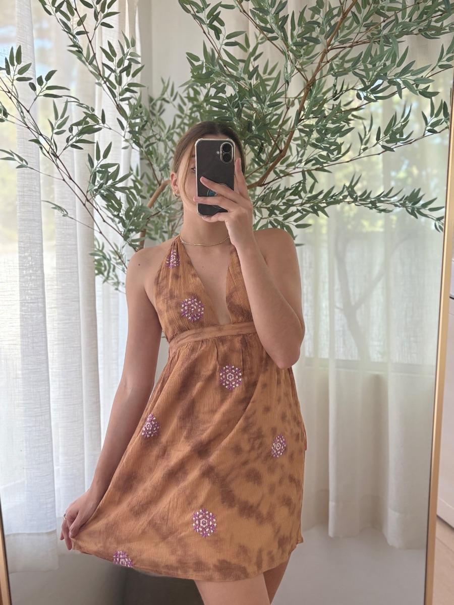 Vestido Corto Marron PULLYBEAR 07.216.jpg