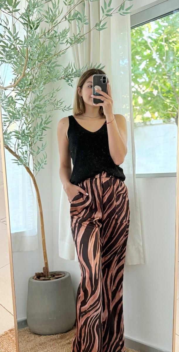 01.33 pantalón estampado en tonos marrones maria La Paz .JPG