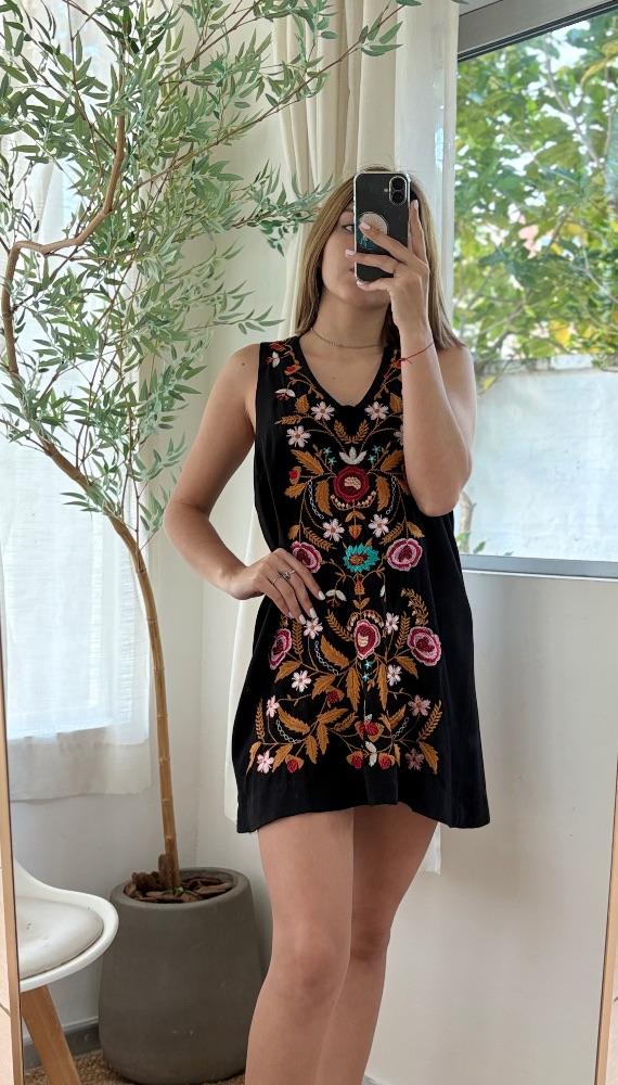 01.06 vestido corto negro estampado .JPG