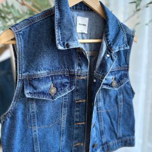 01.57 chaleco de jeans hering.JPG