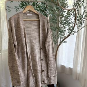 01.59 chaleco de hilo con botón mango.jpeg