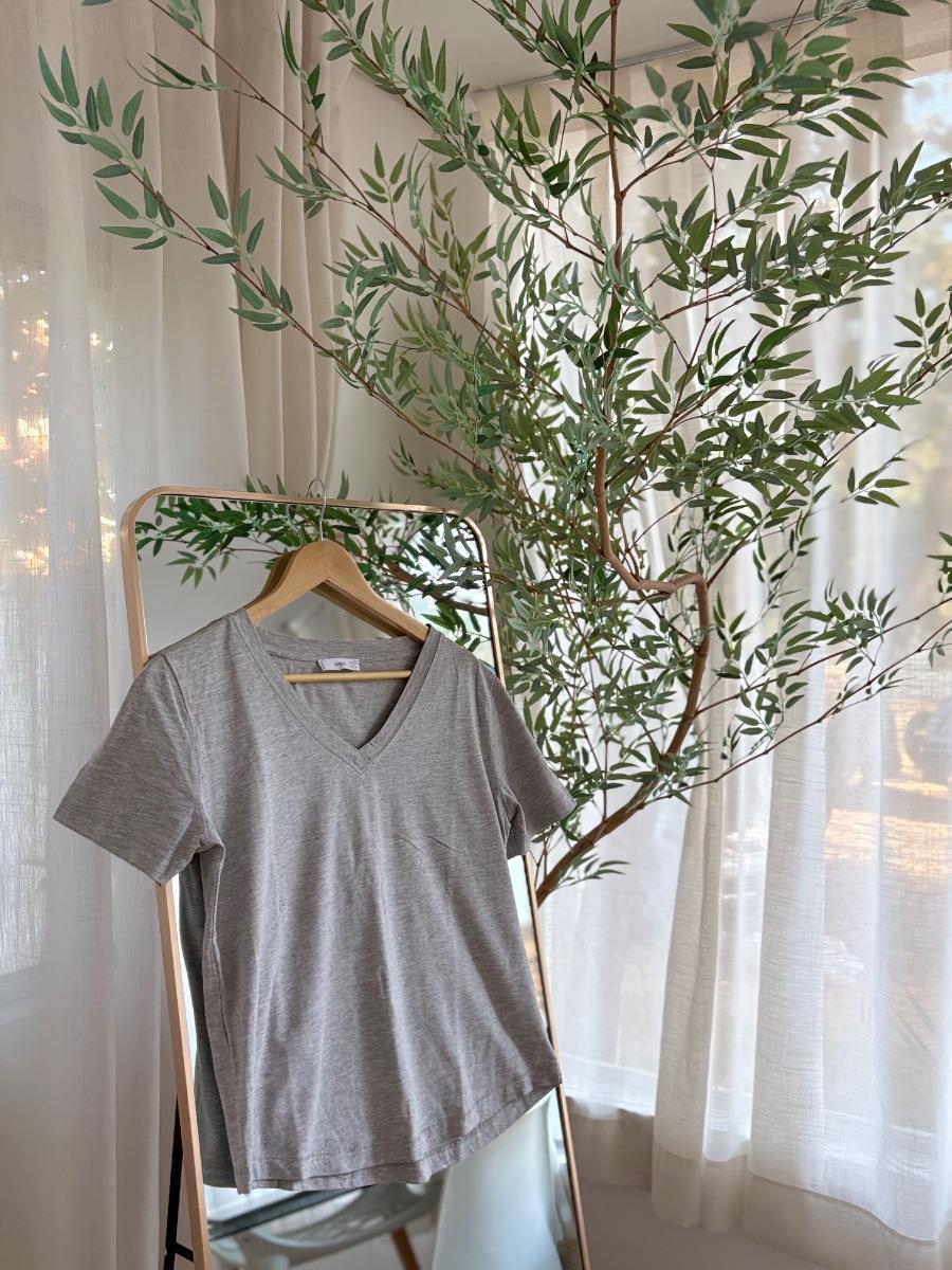 01.68 remera casual gris mango .JPG