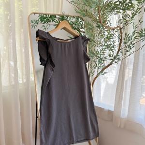 01.08 vestido corto gris naelle .JPG