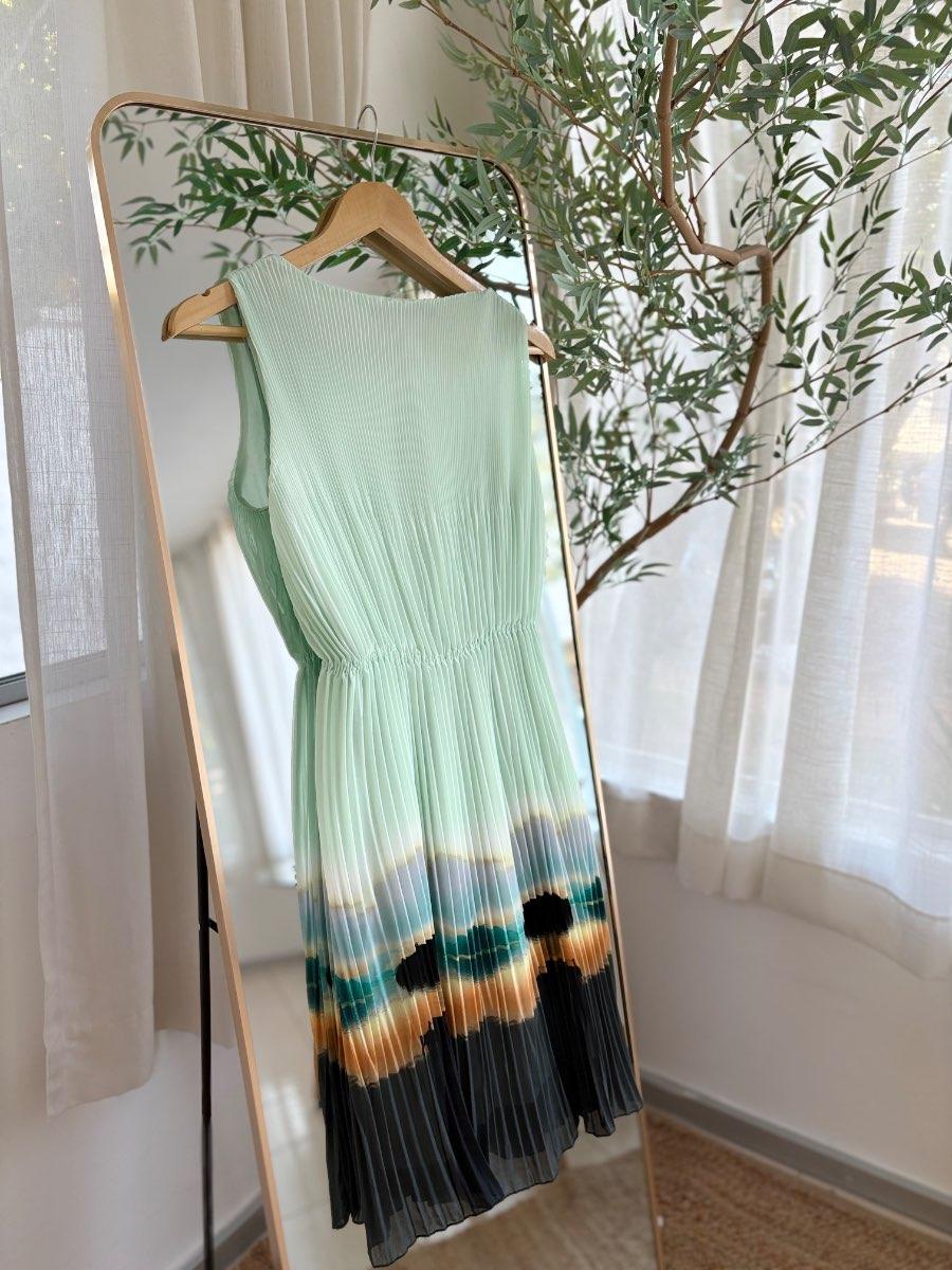 01.09 vestido corto verde agua Zara .JPG