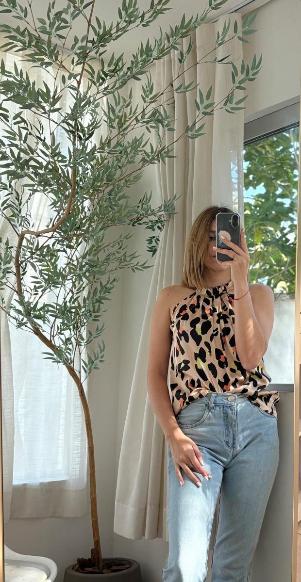 01.96 blusa con tirantes animal print maria La Paz .JPG