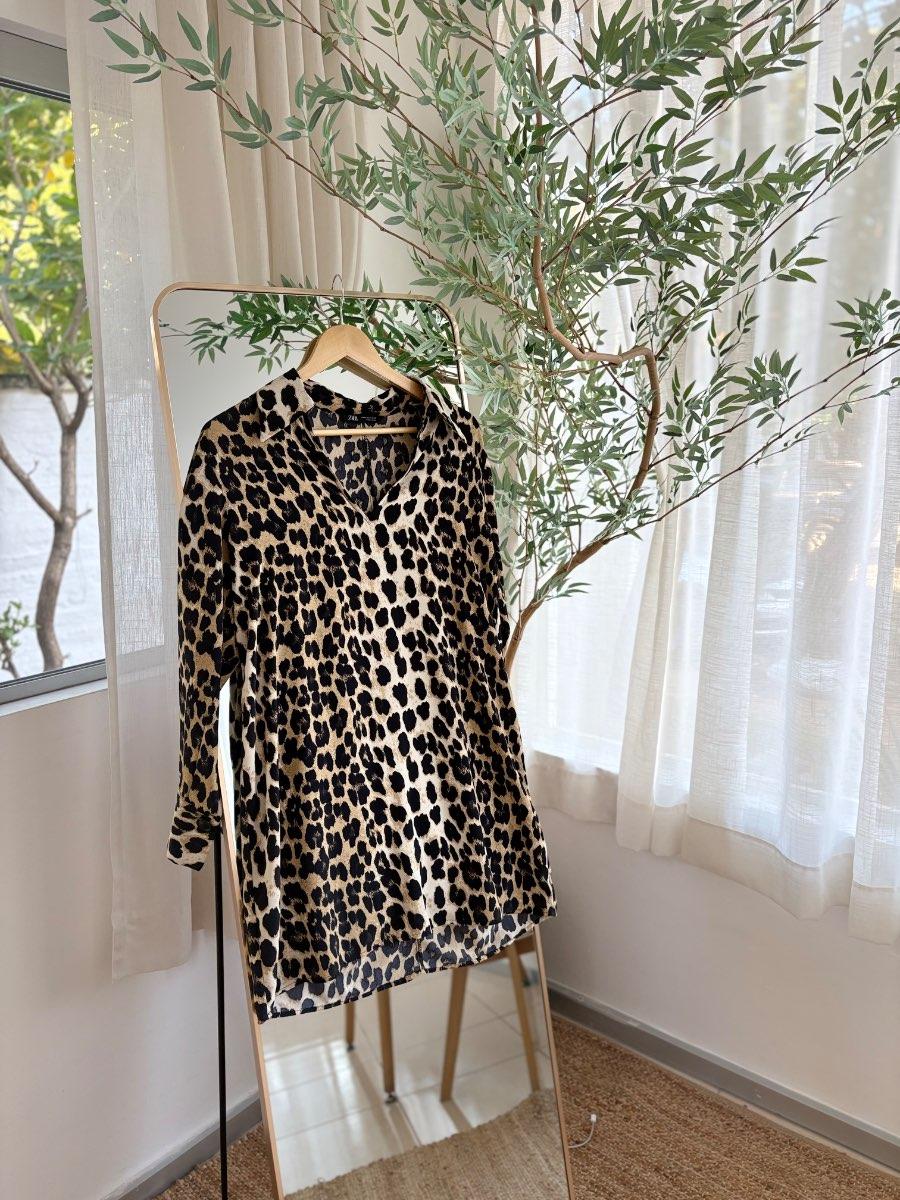 01.10 vestido corto animal print Zara .JPG